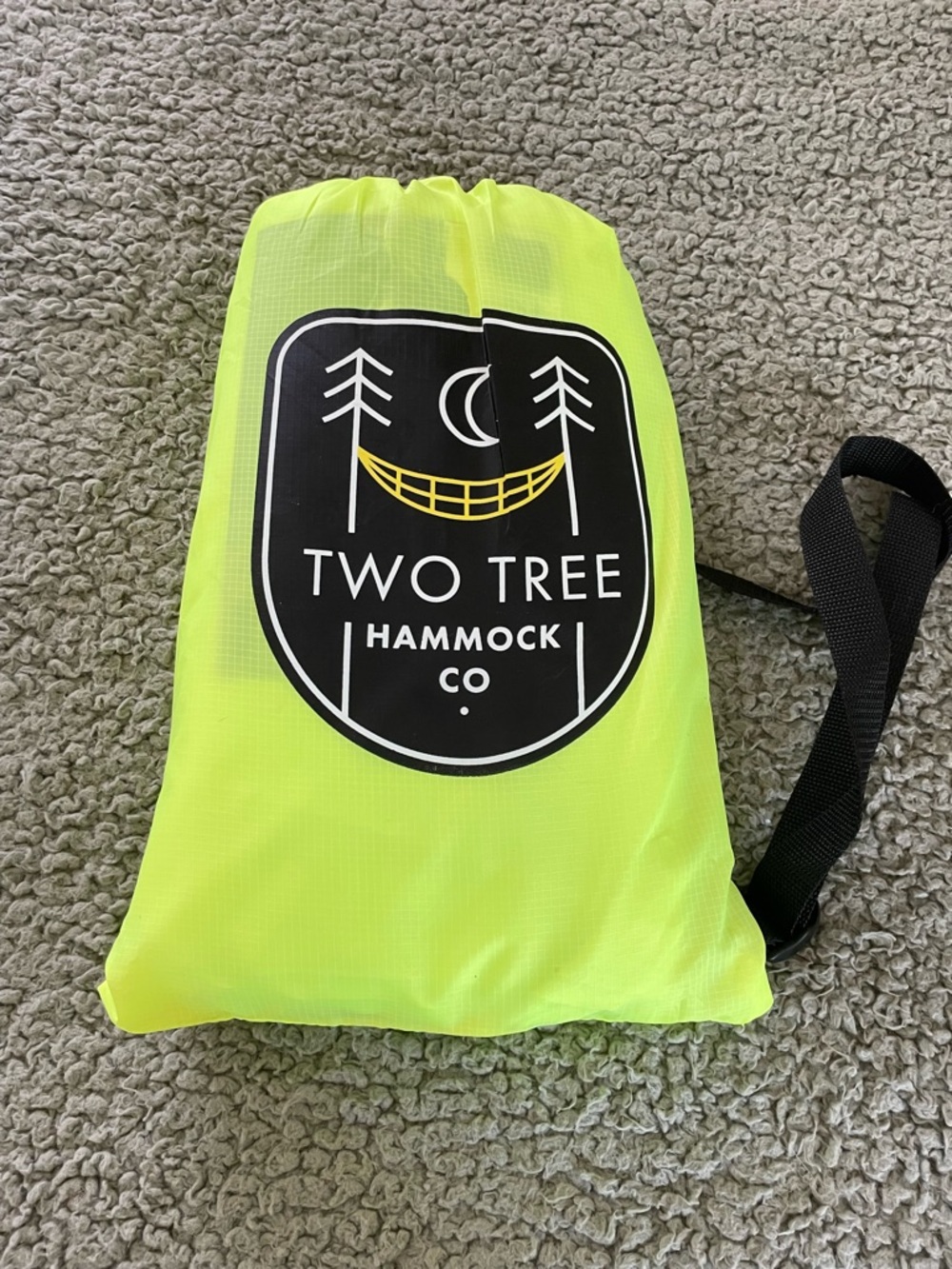 Two Tree Hammock Co New Inflatable Camping Air  Chair Lounger  Neon Green